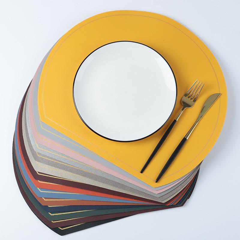 Waterproof and oilproof half circle PU leather placemat solid color INS wind heat insulation mat houseware dinner plate mat 26x33cm
Waterproof and oilproof half circle PU leather placemat solid color INS wind heat insulation mat houseware dinner plate mat 26x33cm