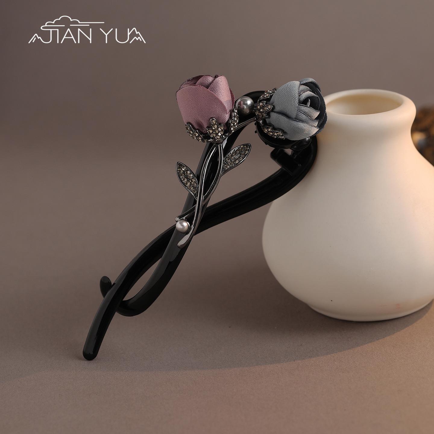 Розовая и белая двойная роза - Ретро французская жемчужная заколка для волос No Size
Розовая и белая двойная роза - Ретро французская жемчужная заколка для волос No Size