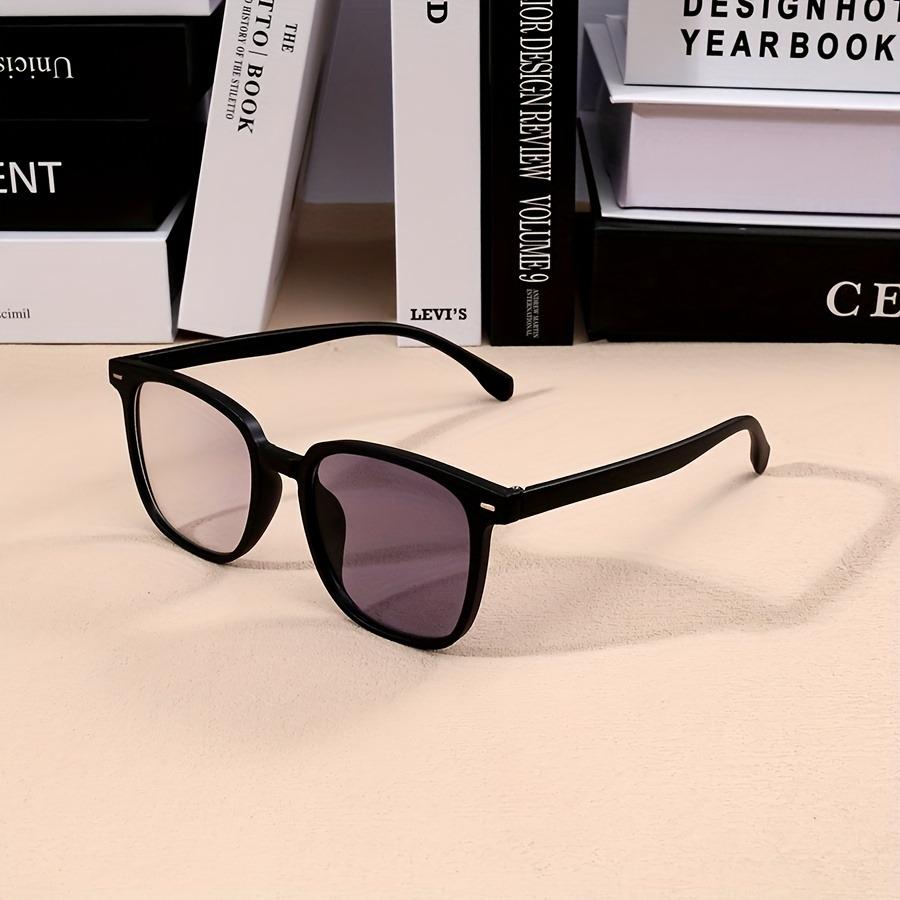 Fashionable Retro Unisex Square Large Frame Photochromic Glasses, Full Frame Glasses Frame, Casual Style
Fashionable Retro Unisex Square Large Frame Photochromic Glasses, Full Frame Glasses Frame, Casual Style
