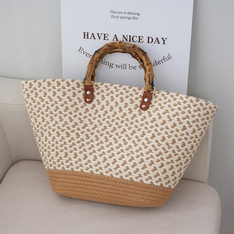 Cool girl leopard print portable cotton thread woven bag new retro vacation beach bag hand carry versatile women s bag light luxury 28*9*26 хаки
Cool girl leopard print portable cotton thread woven bag new retro vacation beach bag hand carry versatile women s bag light luxury 28*9*26 хаки
