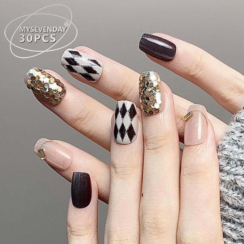 Трендовый клетчатый нейл-арт ручной работы для осени/зимы Handmade Nails S#10 pieces/bag
Трендовый клетчатый нейл-арт ручной работы для осени/зимы Handmade Nails S#10 pieces/bag