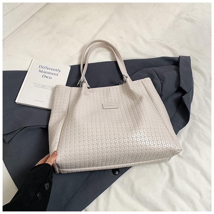 Large capacity bag women s autumn and winter versatile 2025 new fashion casual shoulder bag retro class commuter tote bag білий
Large capacity bag women s autumn and winter versatile 2025 new fashion casual shoulder bag retro class commuter tote bag білий