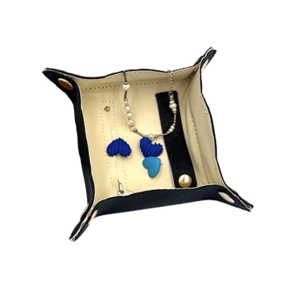 Nordic Leather Desktop Storage Tray Jewelry Bag Jewelry Display Tray Necklace чёрный
Nordic Leather Desktop Storage Tray Jewelry Bag Jewelry Display Tray Necklace чёрный