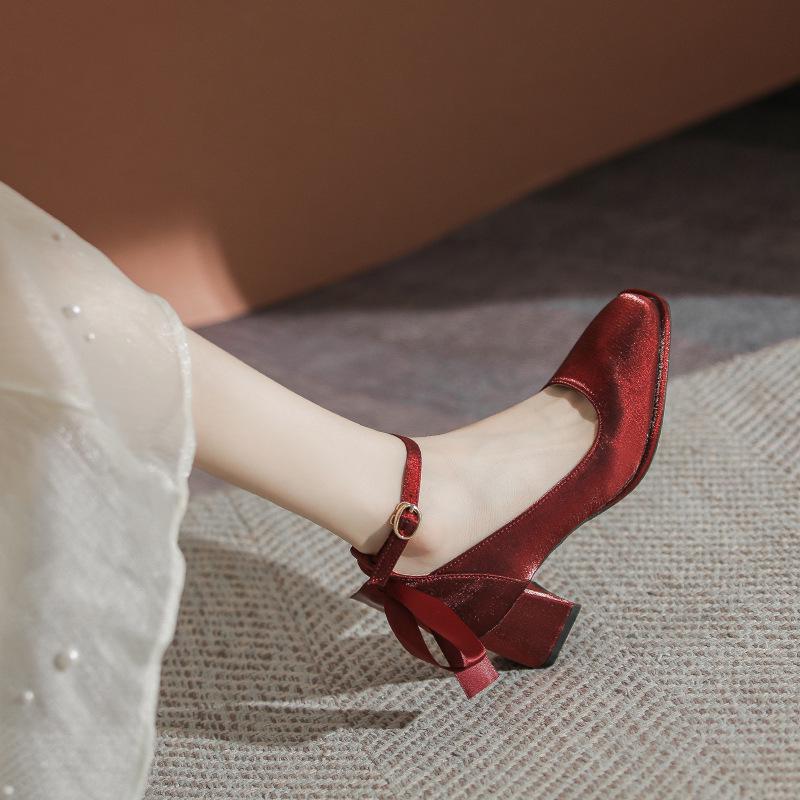 2025 Spring/Autumn Women s French Xiuhe Red Square Toe Chunky Heel Wedding & Bridesmaid Shoes 38 вино красного
2025 Spring/Autumn Women s French Xiuhe Red Square Toe Chunky Heel Wedding & Bridesmaid Shoes 38 вино красного