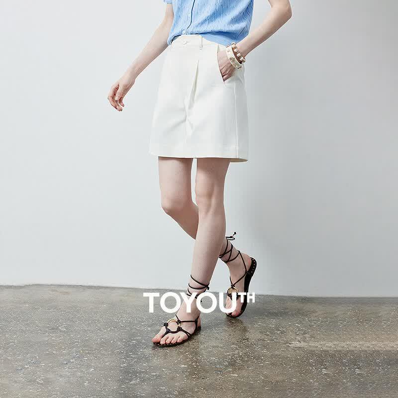 Women s High-Waisted Suit Shorts 30
Women s High-Waisted Suit Shorts 30