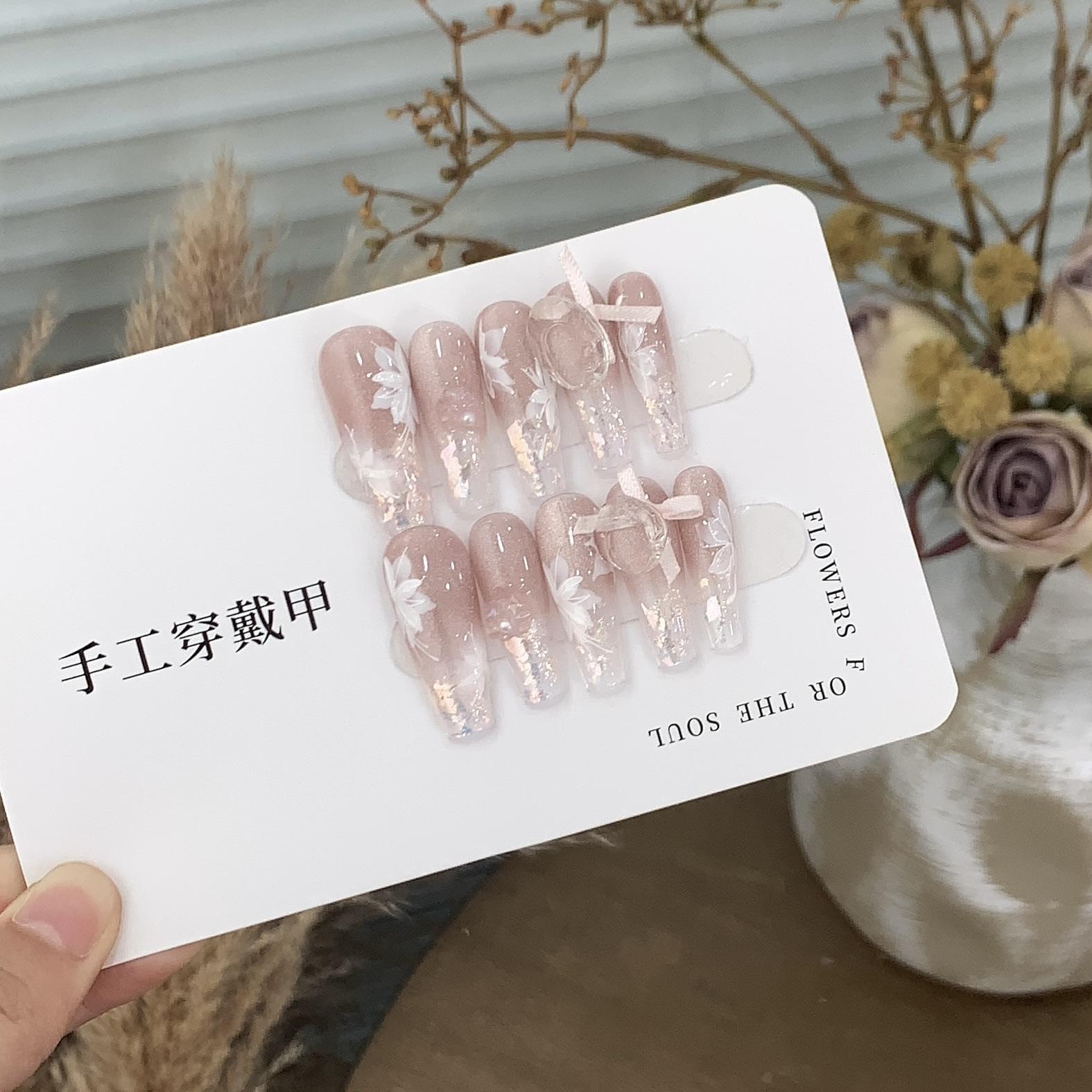 Pure Hand-made Light Therapy Ice-transparent Opal Gradient Bottom K9 Carved Flower Blossom Girl Wear Armor L
Pure Hand-made Light Therapy Ice-transparent Opal Gradient Bottom K9 Carved Flower Blossom Girl Wear Armor L