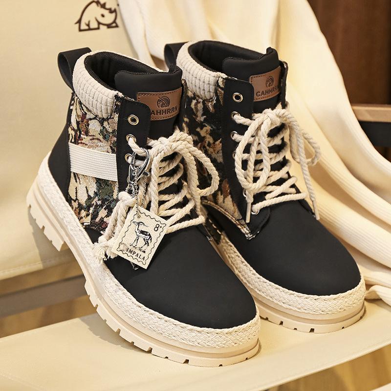 Martin boots men s new autumn new men s heightening platform tooling boots versatile casual straw soles men s shoes 39
Martin boots men s new autumn new men s heightening platform tooling boots versatile casual straw soles men s shoes 39