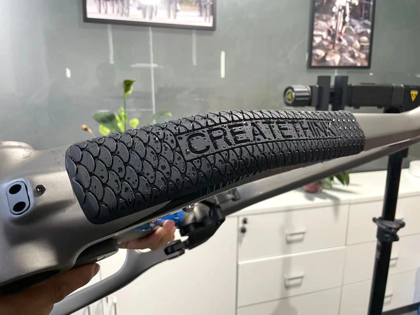 Ridewrap Bicycle Paster Frame Scratch-Resistant Protector ROAD MTB Bike Glue Removeable Stickers Anti-Skid Guard Frame Cover
Ridewrap Bicycle Paster Frame Scratch-Resistant Protector ROAD MTB Bike Glue Removeable Stickers Anti-Skid Guard Frame Cover