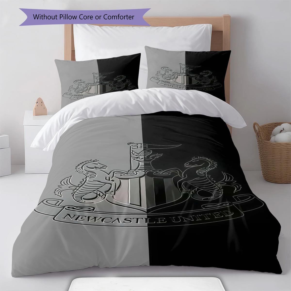 NUFC proter logo RugPattern Bedding Quilt Set Quilt Cover Pillowcase Home Decoration Birthday Gift (1 * duvet cover + 2 * pillowcase, without core) 140x200cm
NUFC proter logo RugPattern Bedding Quilt Set Quilt Cover Pillowcase Home Decoration Birthday Gift (1 * duvet cover + 2 * pillowcase, without core) 140x200cm