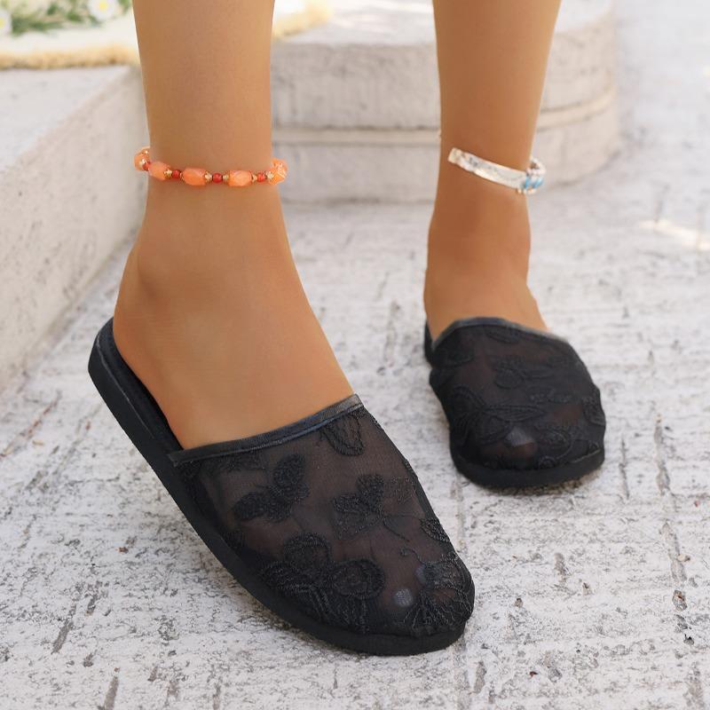 Fashion Ladies Shoes 2025 High Quality Closed Toe Women s Slippers New Outdoor Sequins Daily Fashion Embroidery Light Flat Slippers 43
Fashion Ladies Shoes 2025 High Quality Closed Toe Women s Slippers New Outdoor Sequins Daily Fashion Embroidery Light Flat Slippers 43