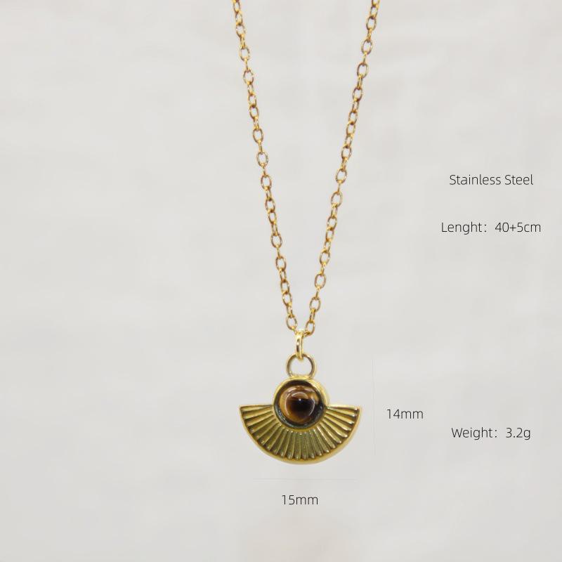 European & American Retro Cross-border Fashion Eye Pendant Stainless Steel Necklace
European & American Retro Cross-border Fashion Eye Pendant Stainless Steel Necklace