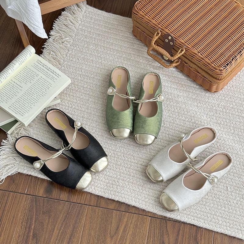 Xiaoxiang square head flat-soled single shoes women s shoes spring shallow mouth soft-soled Mary Jane shoes evening shoes 35
Xiaoxiang square head flat-soled single shoes women s shoes spring shallow mouth soft-soled Mary Jane shoes evening shoes 35
