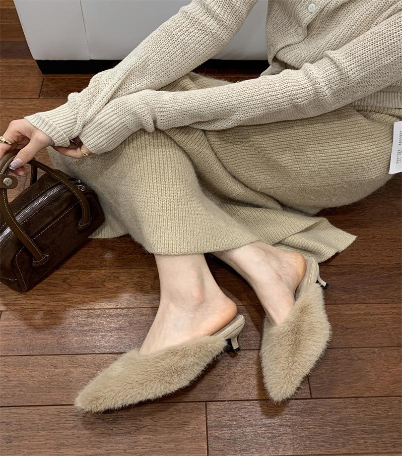 Осень-зима 2025 новый нишевый дизайн чувство ягненок шерсть каблук плюшевая сумка голова полушлепанцы пушистые тапочки женская одежда 39 абрикосовый
Осень-зима 2025 новый нишевый дизайн чувство ягненок шерсть каблук плюшевая сумка голова полушлепанцы пушистые тапочки женская одежда 39 абрикосовый