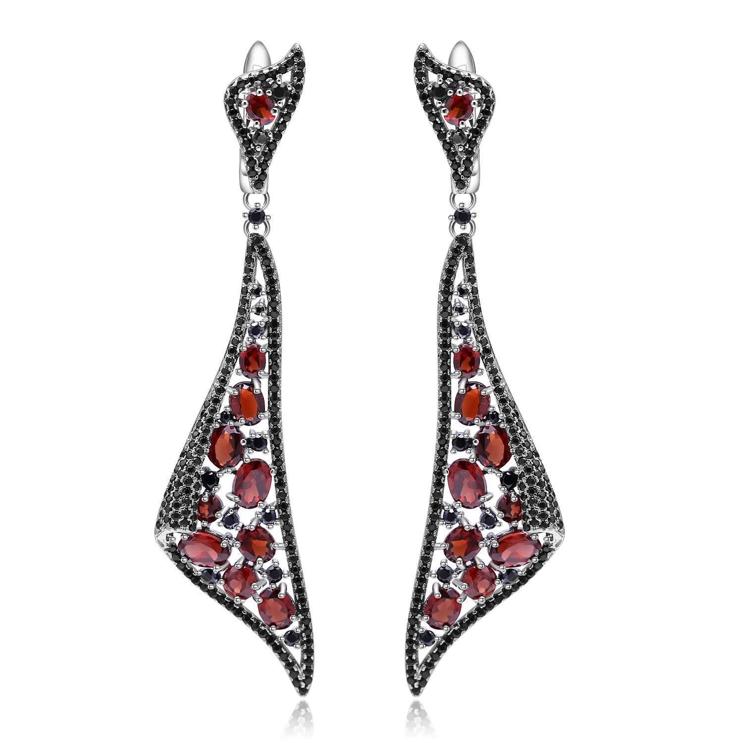 Оригинальные дизайнерские длинные серьги с драгоценными камнями. Роскошные винтажные украшения. Серьги из серебра S925 с натуральным перидотом.
Оригинальные дизайнерские длинные серьги с драгоценными камнями. Роскошные винтажные украшения. Серьги из серебра S925 с натуральным перидотом.