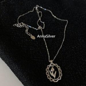 Simple Retro New Rose Niche Design Sense Clavicle Chain Fairy Circle Necklace Women s Wedding Gift Zircon Accessories Chocker мідний
Simple Retro New Rose Niche Design Sense Clavicle Chain Fairy Circle Necklace Women s Wedding Gift Zircon Accessories Chocker мідний