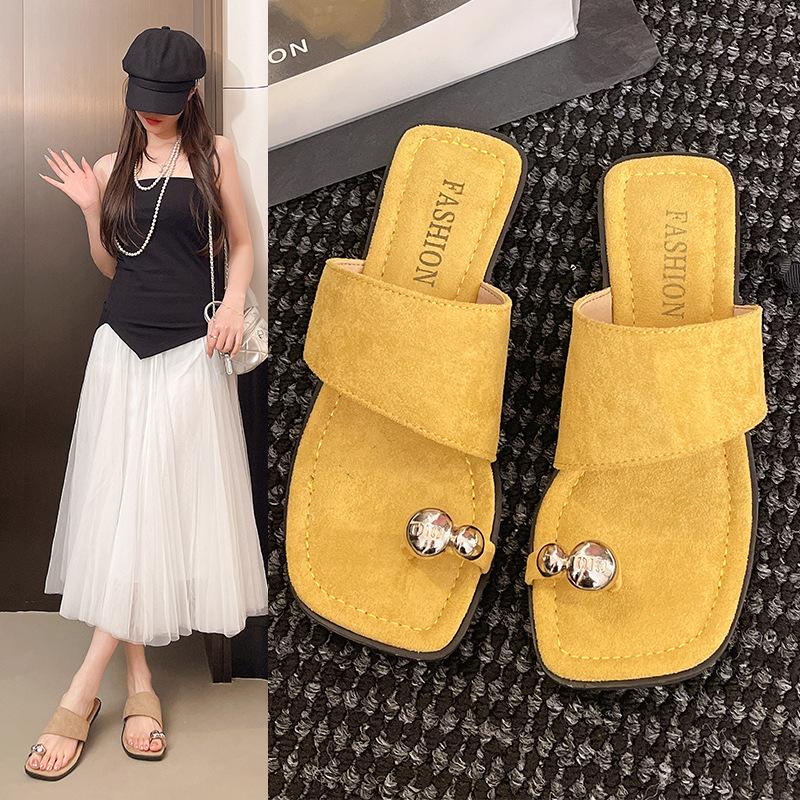Internet celebrity rhinestone set toe thick heel slippers women s 2024 summer new square head silver temperament sandals women s wear 35 жёлтый
Internet celebrity rhinestone set toe thick heel slippers women s 2024 summer new square head silver temperament sandals women s wear 35 жёлтый