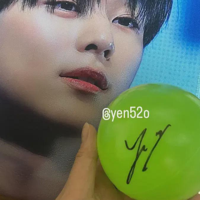 Я собираюсь подписать Ёнхуна из The Boys
Я собираюсь подписать Ёнхуна из The Boys