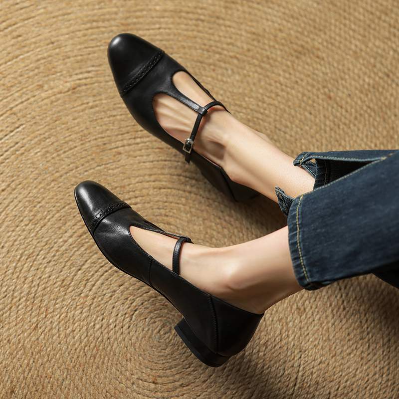 Krazing Pot Full Grain Leather Fashion Spring Autumn Med Heels Women Round Toe Buckle Straps Shoes Shallow Pumps 35 чорний
Krazing Pot Full Grain Leather Fashion Spring Autumn Med Heels Women Round Toe Buckle Straps Shoes Shallow Pumps 35 чорний