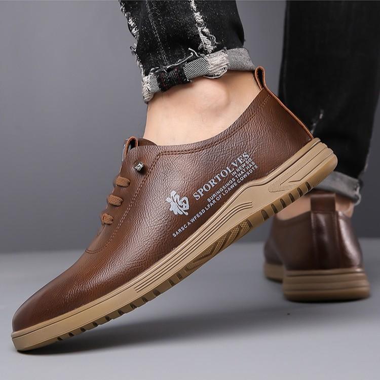 Korean version of casual leather shoes boys breathable soft-soled pedal shoes driving casual fashion men s leather shoes 39 білий
Korean version of casual leather shoes boys breathable soft-soled pedal shoes driving casual fashion men s leather shoes 39 білий