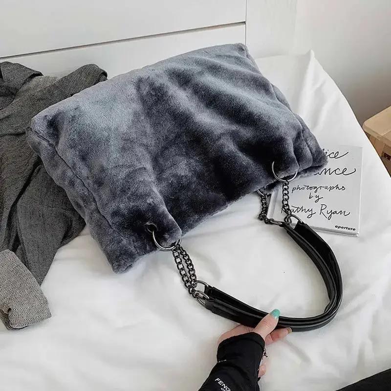 Faux Fur Tote Bag Winter Plush Women Shoulder Bag Casual Lady Handbag Female Chain Larger Capacity Travel Shopping Bag 45X18X14CM серый
Faux Fur Tote Bag Winter Plush Women Shoulder Bag Casual Lady Handbag Female Chain Larger Capacity Travel Shopping Bag 45X18X14CM серый