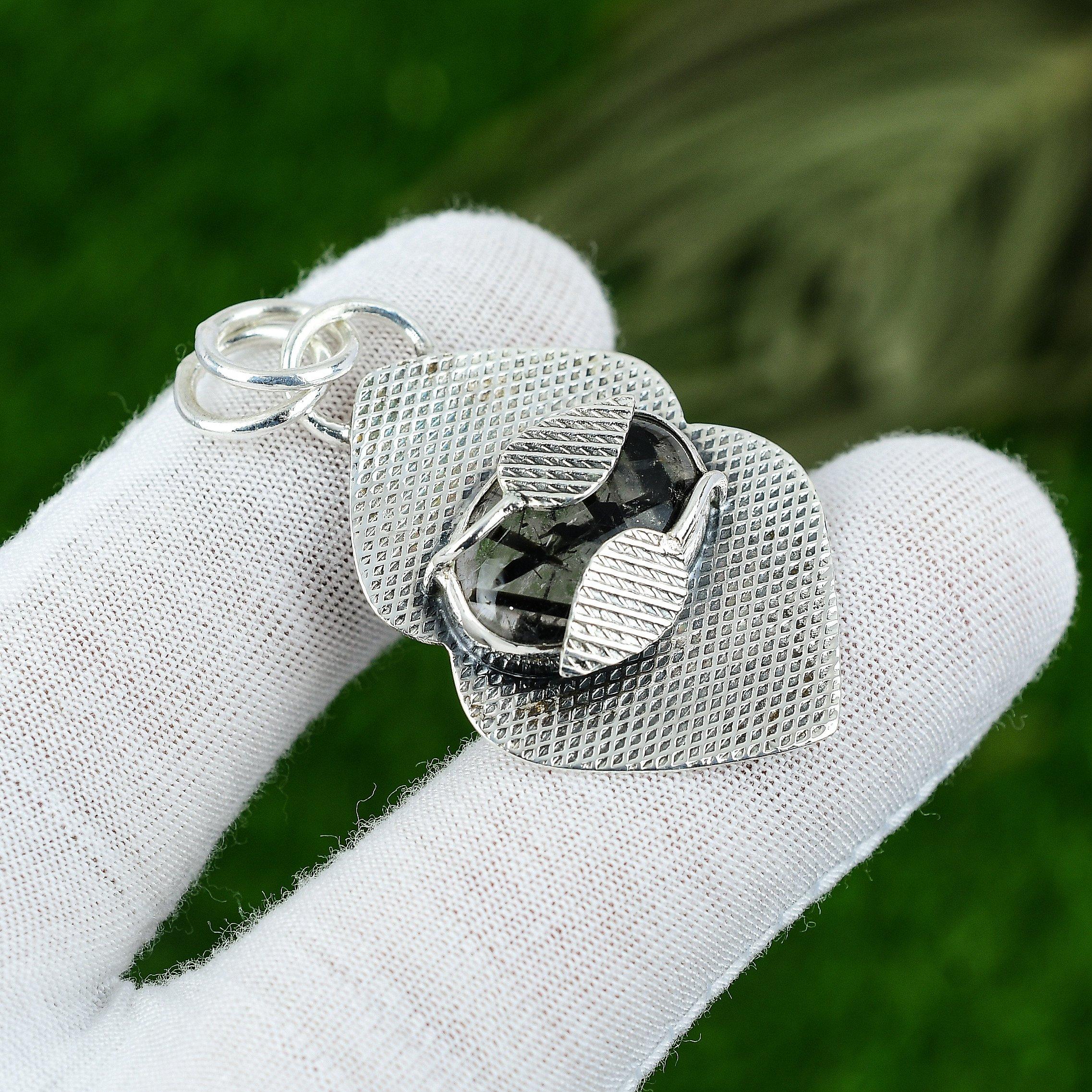 Womens day Deal 925 Silver Oval Black Rutile Stone Bezel Sister Pendant Jewelry
Womens day Deal 925 Silver Oval Black Rutile Stone Bezel Sister Pendant Jewelry