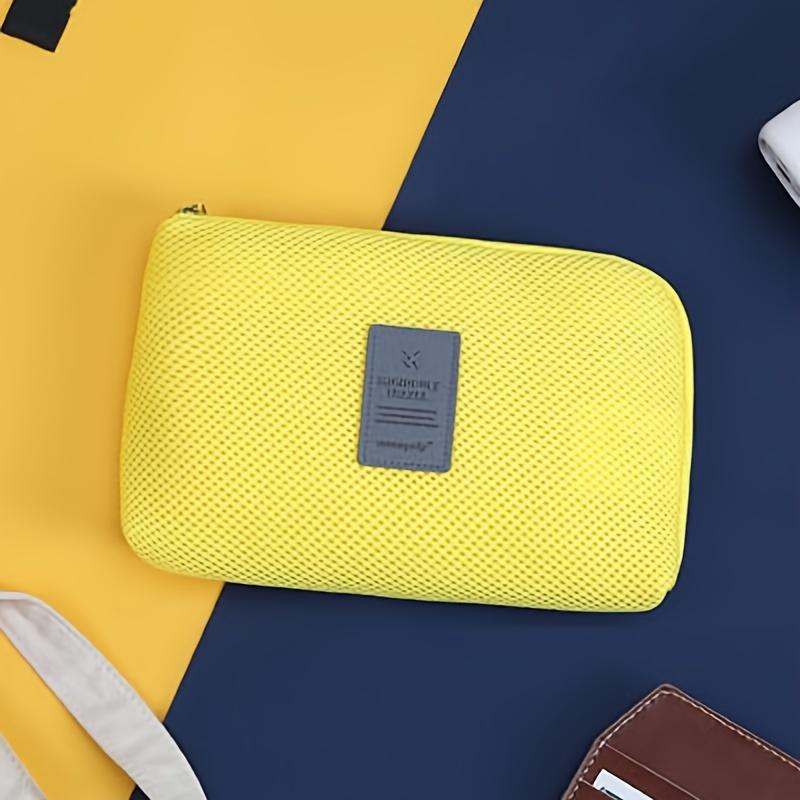 Polyamide Travel Cable Organizer Bag, Multi-Pocket Storage Case for USB Earphones Chargers Electronics жёлтый
Polyamide Travel Cable Organizer Bag, Multi-Pocket Storage Case for USB Earphones Chargers Electronics жёлтый