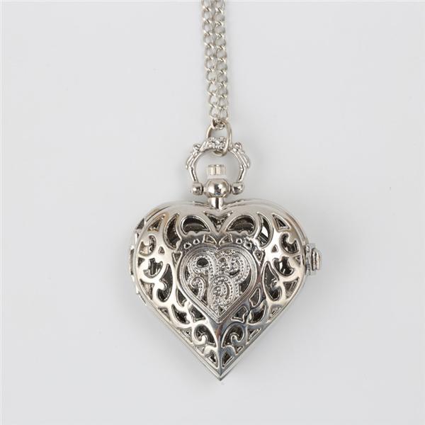 Порожнисті ланцюжки-підвіски з кишеньковими годинниками у формі серця для жінок A
Порожнисті ланцюжки-підвіски з кишеньковими годинниками у формі серця для жінок A