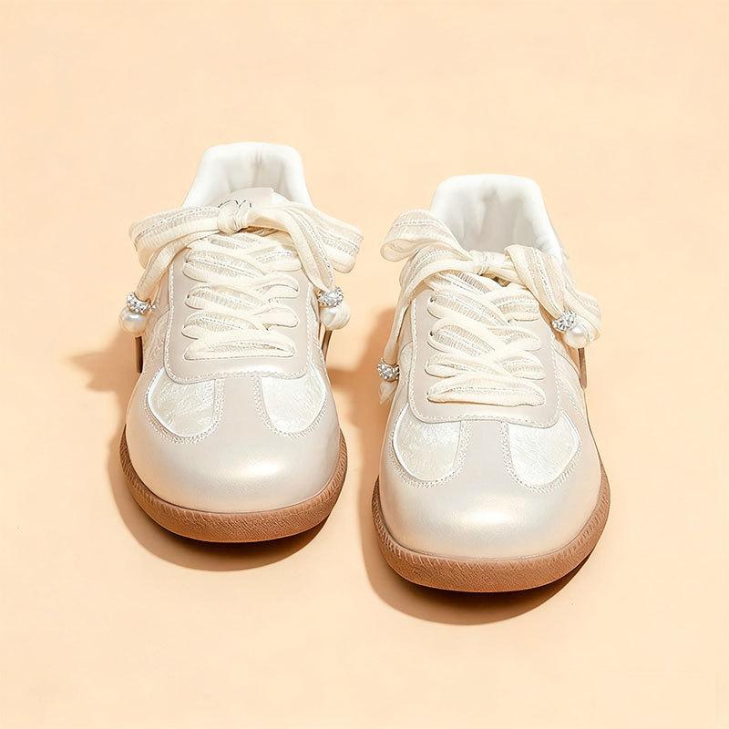 Обувь Dexun женская новая весна-осень национальный стиль вышитые повседневные туфли универсальная мягкая подошва маленькие белые кеды детские 41 бежевый
Обувь Dexun женская новая весна-осень национальный стиль вышитые повседневные туфли универсальная мягкая подошва маленькие белые кеды детские 41 бежевый