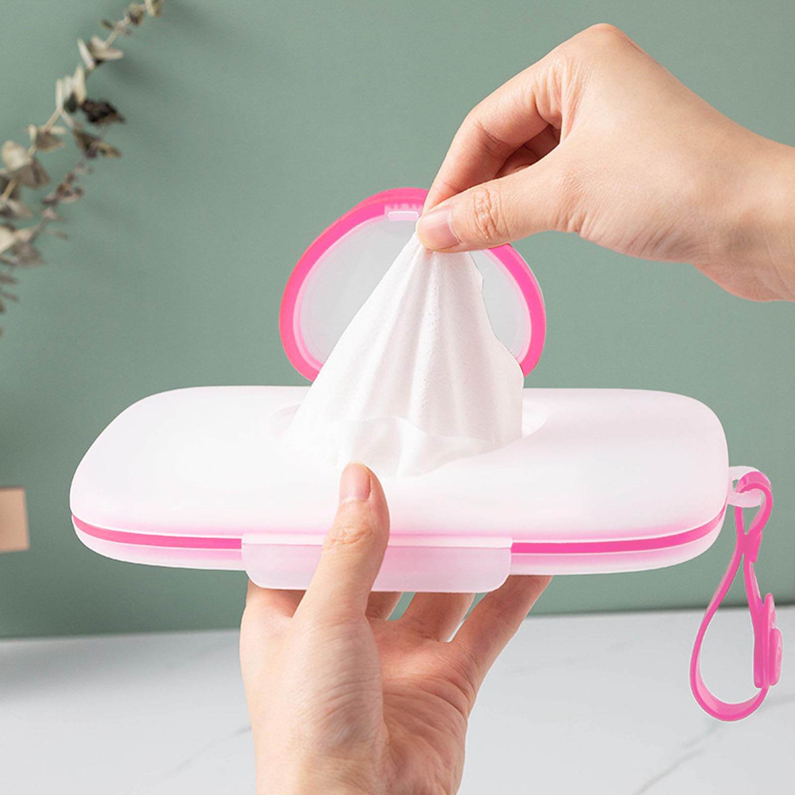 Portable Wet Wipes Dispenser with Heart-Shaped Clear Lid & Ergonomic Handle - Compact Travel Storage Box for Face Masks рожевий
Portable Wet Wipes Dispenser with Heart-Shaped Clear Lid & Ergonomic Handle - Compact Travel Storage Box for Face Masks рожевий