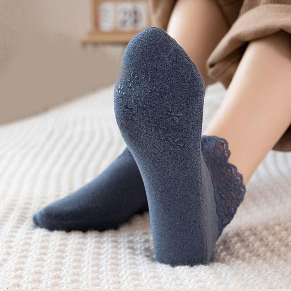 5Pairs Soft Bottom Lace Socks Solid Color Female Warm Socks Fashion Home Slippers Unisex сірий
5Pairs Soft Bottom Lace Socks Solid Color Female Warm Socks Fashion Home Slippers Unisex сірий