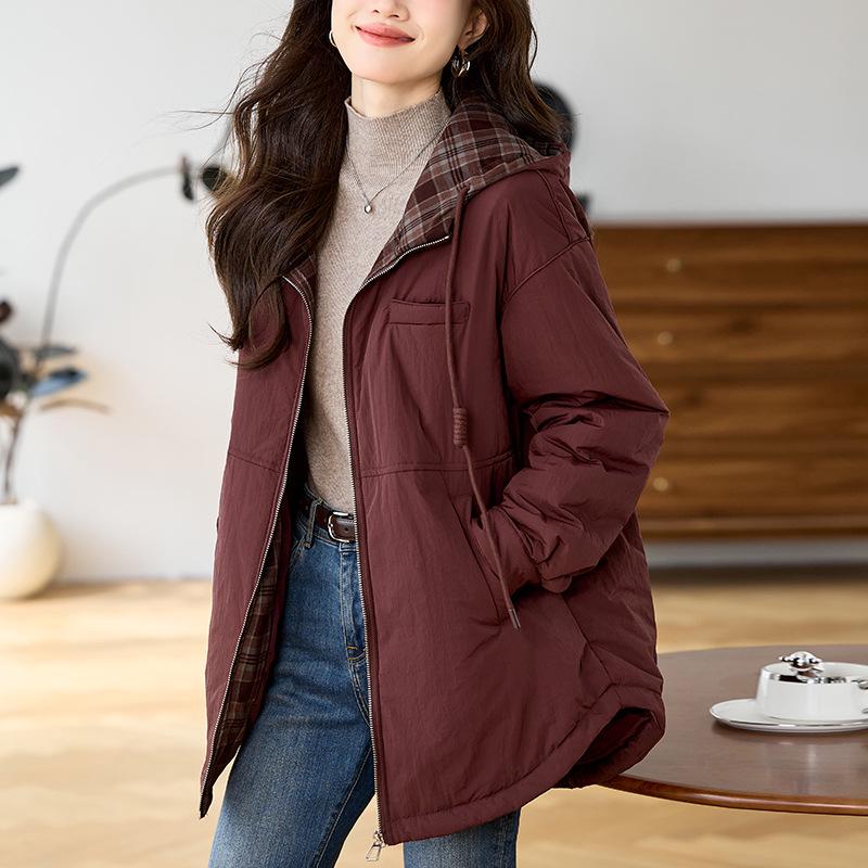 Women s 2024 Winter Hooded Cotton Coat - Plus Size European Style Quilted Jacket XL: Recommended for 70-80 kg красный
Women s 2024 Winter Hooded Cotton Coat - Plus Size European Style Quilted Jacket XL: Recommended for 70-80 kg красный