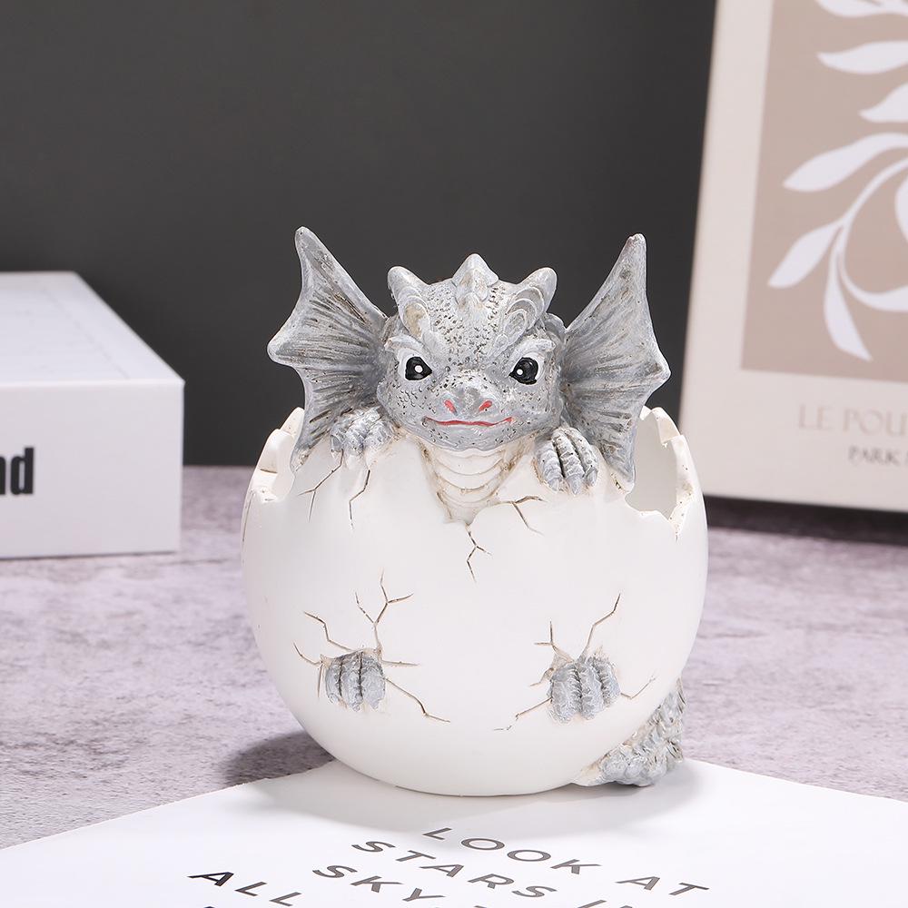 Creative Dinosaur Egg Holder: Garden Ornament & Succulent Resin Decoration for Outdoor Courtyard or Balcony 10.5x10.5x13 cm
Creative Dinosaur Egg Holder: Garden Ornament & Succulent Resin Decoration for Outdoor Courtyard or Balcony 10.5x10.5x13 cm