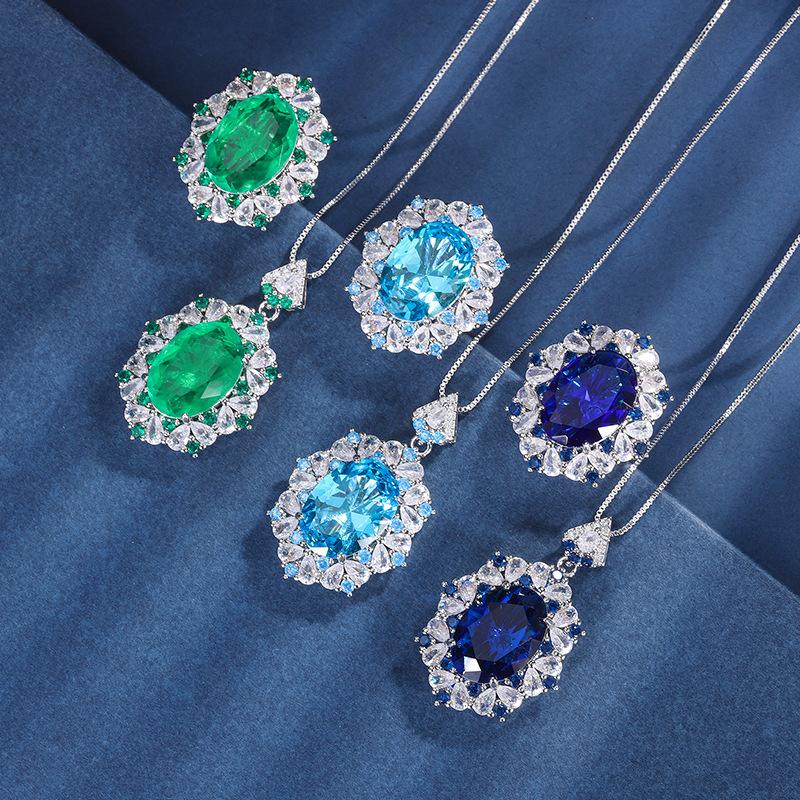 New Women s Light Luxury Design Round Green Micro Inlaid Zircon Pendant Set Trendy Accessories
New Women s Light Luxury Design Round Green Micro Inlaid Zircon Pendant Set Trendy Accessories