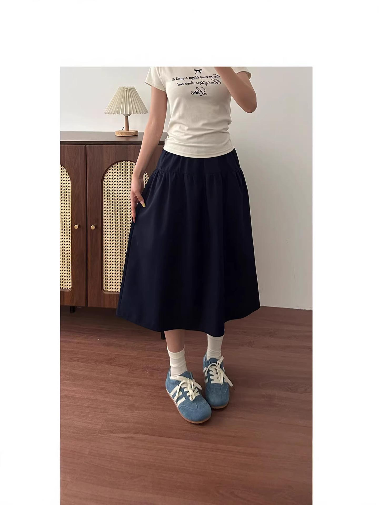 Japanese Style Plus Size Dark Blue A-Line Skirt for Pear Shaped Women 3XL темно-синього кольору
Japanese Style Plus Size Dark Blue A-Line Skirt for Pear Shaped Women 3XL темно-синього кольору