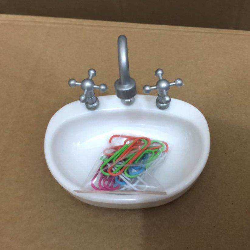 European Creative Desktop Storage Box Sink Sink Paper Clip Magnetic Cosmetic Storage Box Finishing Home Office Supplies
European Creative Desktop Storage Box Sink Sink Paper Clip Magnetic Cosmetic Storage Box Finishing Home Office Supplies