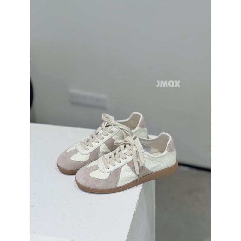 Leather little white shoes women s summer new low-top versatile casual sports shoes flat-bottomed lightweight board shoes 40 абрикосовий
Leather little white shoes women s summer new low-top versatile casual sports shoes flat-bottomed lightweight board shoes 40 абрикосовий