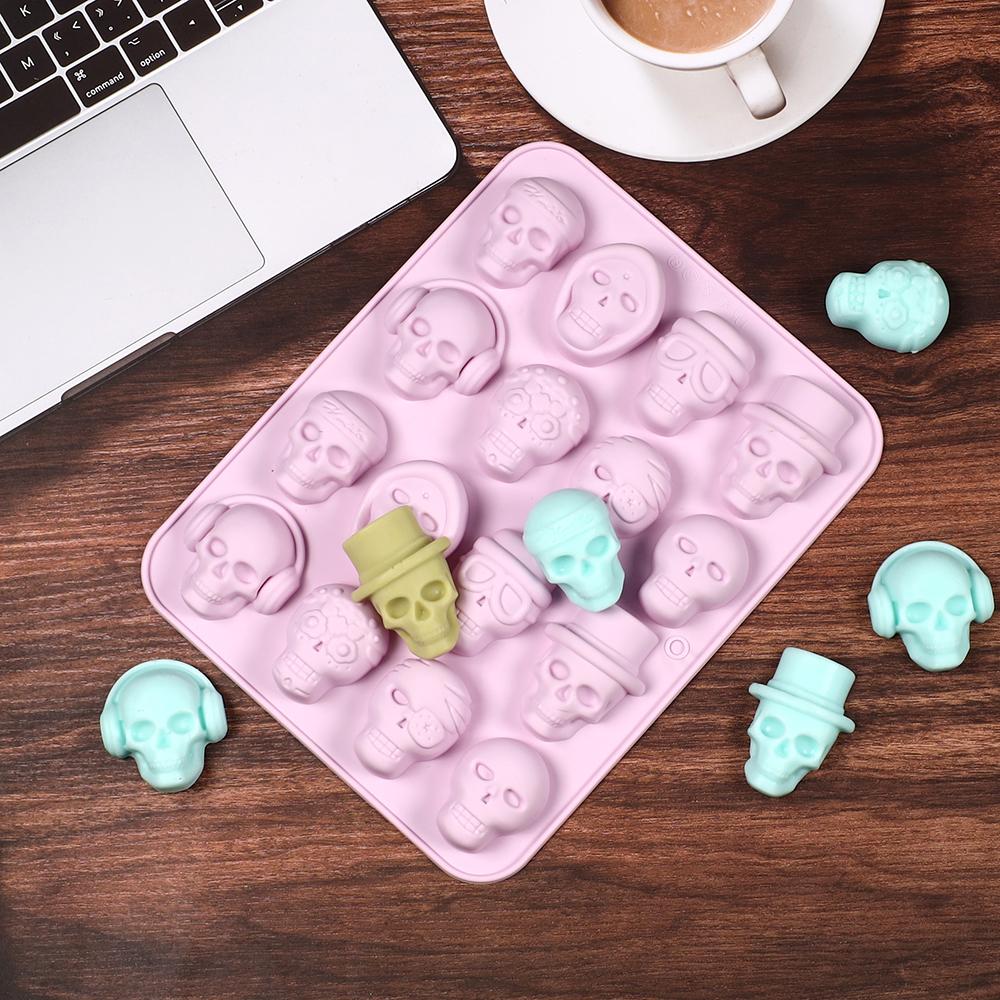 Skull Ice Cube Silicone Mold Halloween Creative Decoration Reusable DIY Candy Whiskey Chocolate Soap Kitchen Accessorie
Skull Ice Cube Silicone Mold Halloween Creative Decoration Reusable DIY Candy Whiskey Chocolate Soap Kitchen Accessorie