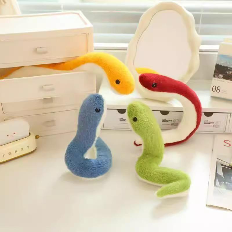 Плюшевая игрушка Зеленая змея - Детская мягкая кукла и украшение для гостиной на год Змеи X
Плюшевая игрушка Зеленая змея - Детская мягкая кукла и украшение для гостиной на год Змеи X