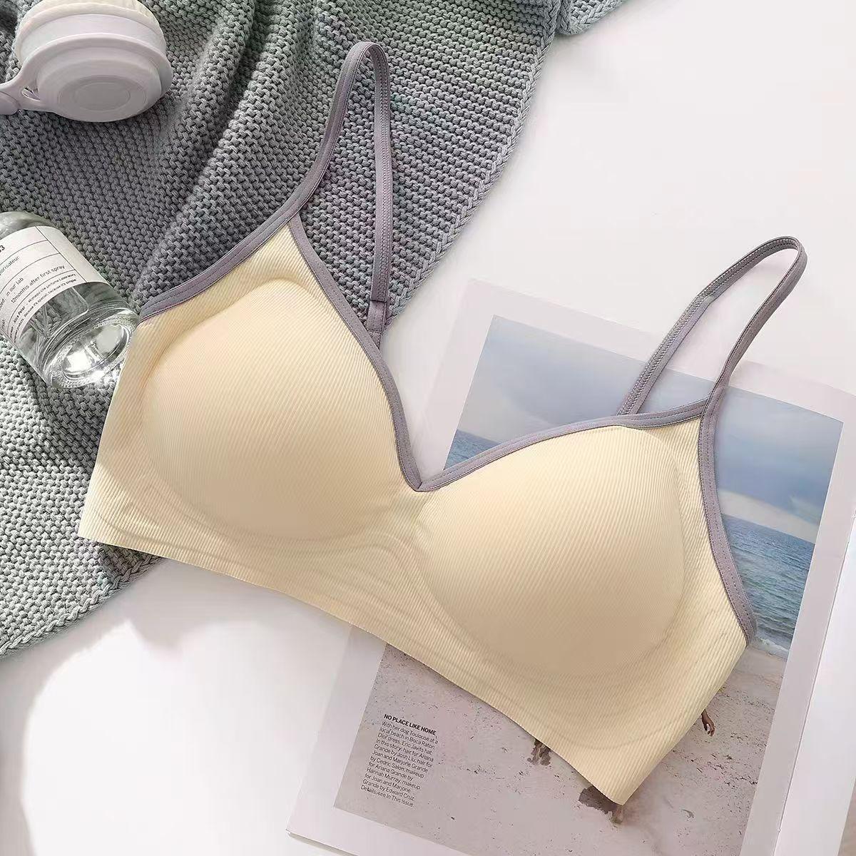 Jelly strip soft support, small breasts inside the clothes are gathered, large and seamless, external expansion of secondary breasts, no steel ring 38/85AB шампанського
Jelly strip soft support, small breasts inside the clothes are gathered, large and seamless, external expansion of secondary breasts, no steel ring 38/85AB шампанського