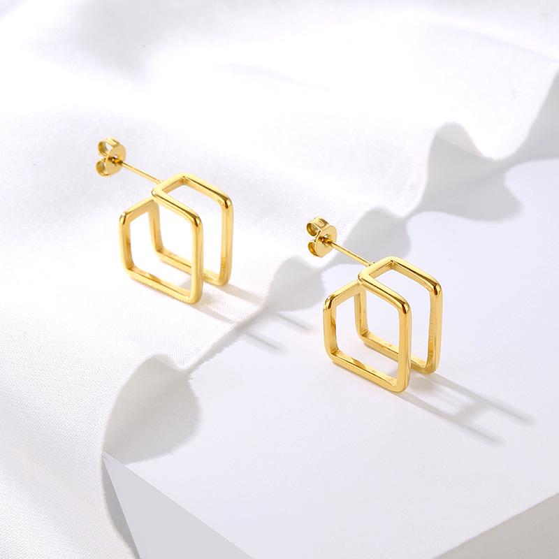 Korean Minimalist Geometric Square Metal Stud Earrings - Retro Temperament Stainless Steel 18K золотой
Korean Minimalist Geometric Square Metal Stud Earrings - Retro Temperament Stainless Steel 18K золотой