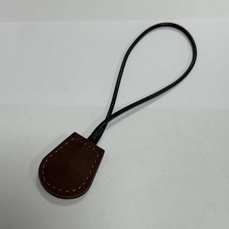 Suede Sports Rope Keychain with Finger Ring Buckle - Portable Car Interior Accessory
Suede Sports Rope Keychain with Finger Ring Buckle - Portable Car Interior Accessory