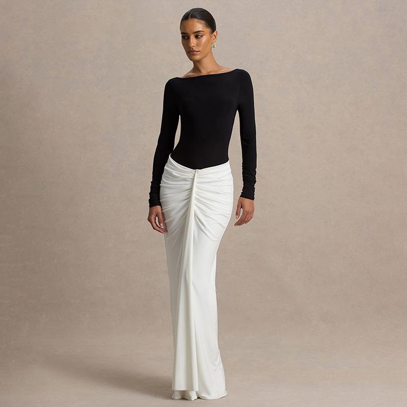 European and American style women s clothing autumn new contrasting colors backless slim hip pleated long dress S чёрный
European and American style women s clothing autumn new contrasting colors backless slim hip pleated long dress S чёрный