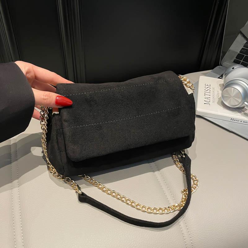 Luxury Simple Shoulder Crossbody Bags For Women Solid Velvet Square Handbags Large Capacity Fashion Chain Shoulder Bags чёрный
Luxury Simple Shoulder Crossbody Bags For Women Solid Velvet Square Handbags Large Capacity Fashion Chain Shoulder Bags чёрный