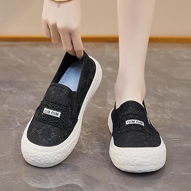 Summer Korean version student mesh breathable height increasing casual shoes board shoes 40 чорний
Summer Korean version student mesh breathable height increasing casual shoes board shoes 40 чорний
