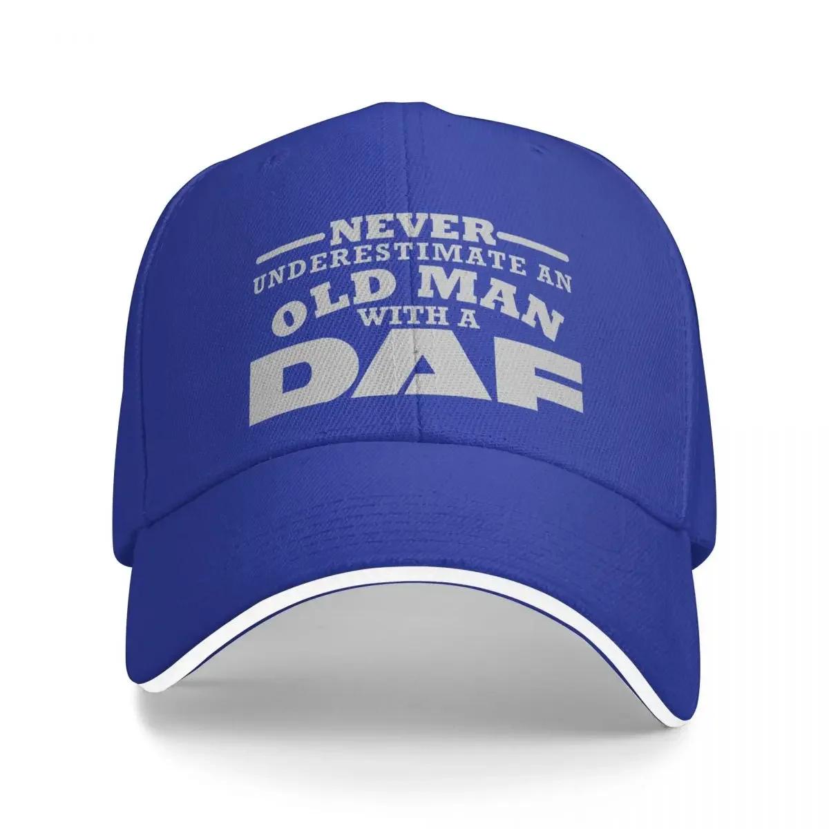 DAF Футболка Ніколи не недооцінюй старого Унісекс зі срібляним логотипом День Кепка для бейсболу Риболовля Ретро Унісекс Балаклава для кемпінгу Настроювана Adjustable
DAF Футболка Ніколи не недооцінюй старого Унісекс зі срібляним логотипом День Кепка для бейсболу Риболовля Ретро Унісекс Балаклава для кемпінгу Настроювана Adjustable