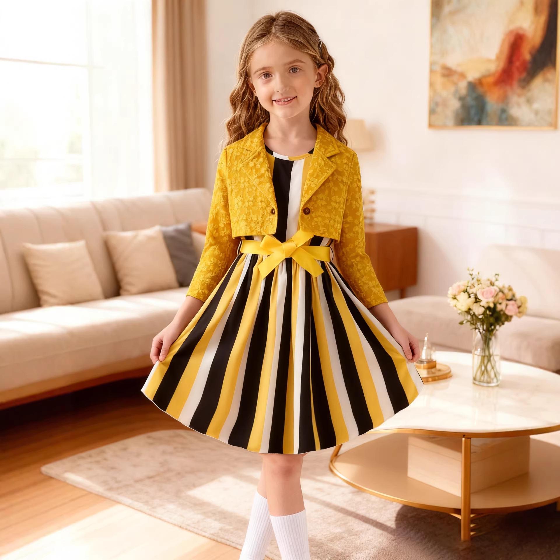 Girls Yellow Jacquard Blazer & Striped Bow Dress Set - Spring/Autumn Princess Outfit 3-4Y
Girls Yellow Jacquard Blazer & Striped Bow Dress Set - Spring/Autumn Princess Outfit 3-4Y