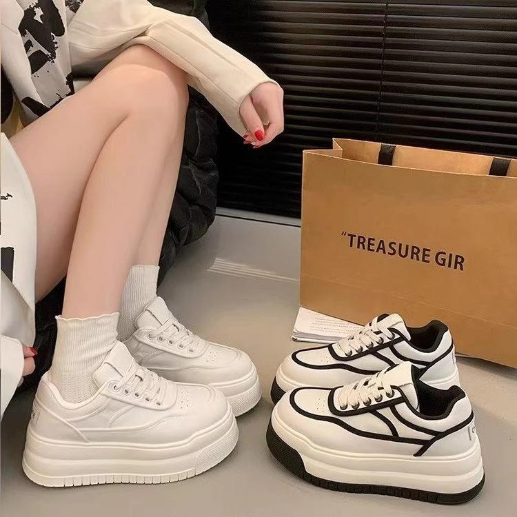 Thick-soled heightening little white shoes women s spring leisure sports women s board shoes small man 35
Thick-soled heightening little white shoes women s spring leisure sports women s board shoes small man 35