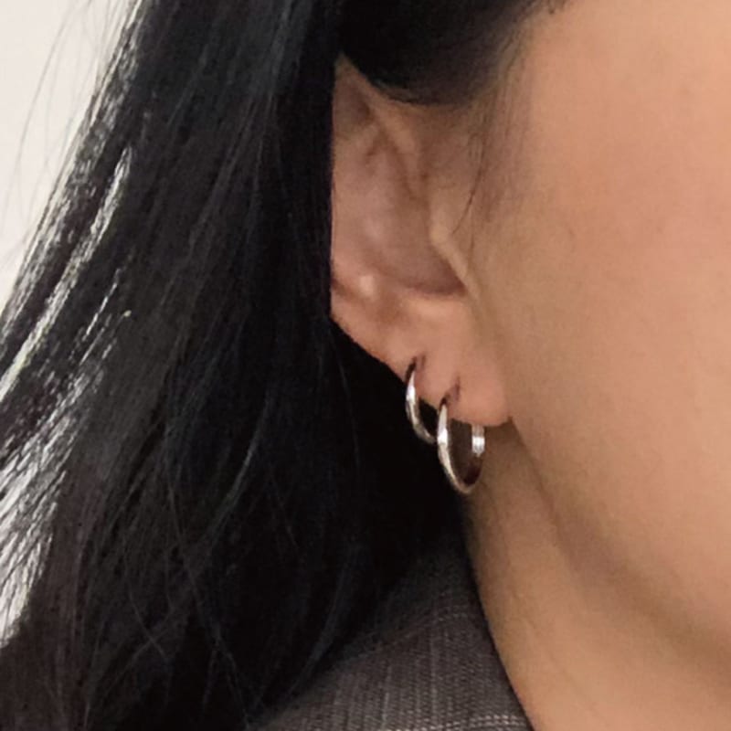 objet213 Сережки-кільця Soho Basic_10 Сережки-кільця Soho Basic_10 4. Silver-plated +1 earring
objet213 Сережки-кільця Soho Basic_10 Сережки-кільця Soho Basic_10 4. Silver-plated +1 earring