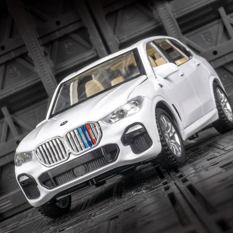 Jinlifang BMW X5 Alloy Off-Road Vehicle Model: Pull-Back Car Toy with Sound and Light белый
Jinlifang BMW X5 Alloy Off-Road Vehicle Model: Pull-Back Car Toy with Sound and Light белый
