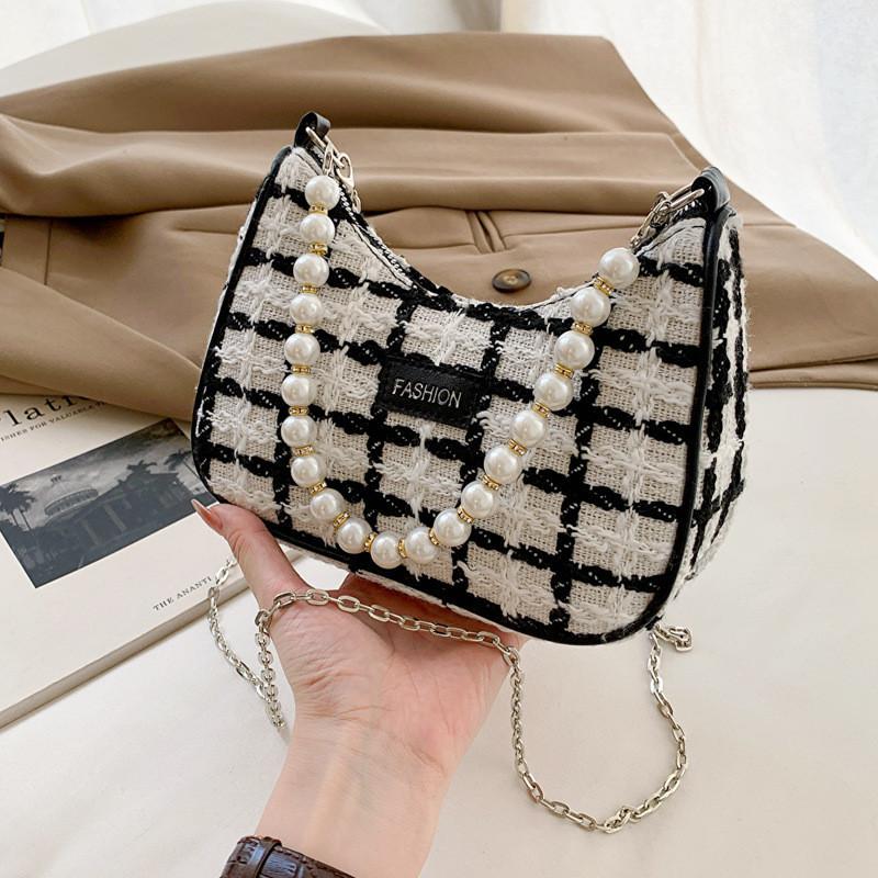 Fashionable Spacious Canvas Tote Bag Stylish Chic Single Shoulder Crossbody Bag For College Students 2023 Spring OffWhite
Fashionable Spacious Canvas Tote Bag Stylish Chic Single Shoulder Crossbody Bag For College Students 2023 Spring OffWhite